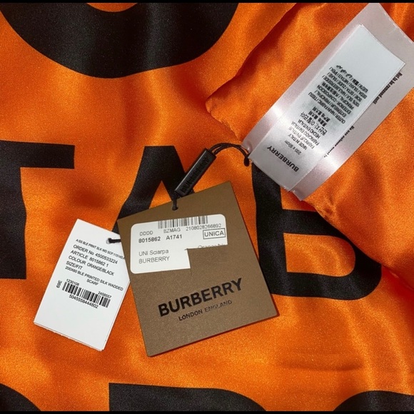 100%AUTHENTIC NEW W/TAGS BURBERRY JUMBO PADDED-PUFFER SCARF - BRIGHT ORANGE SILK - Picture 10 of 10